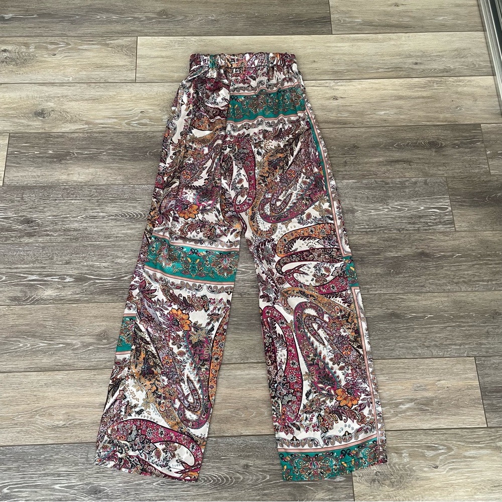 Motivi Multicolor Paisley Print Pants